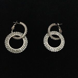 Fashion earrings with gold colored and Crystal